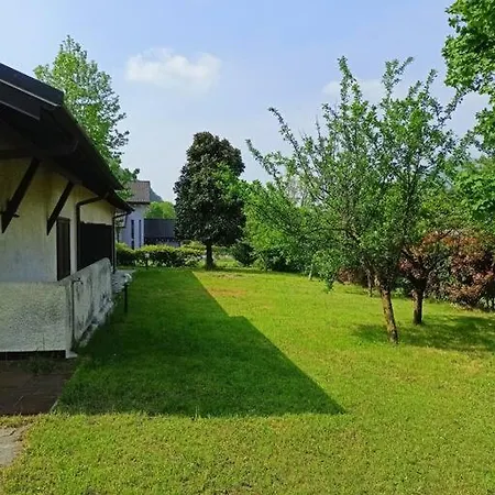 Vila Casa Sul Di Lugano - / Porto Ceresio Besano