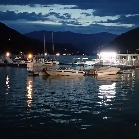 Casa Sul Di Lugano - / Porto Ceresio Besano